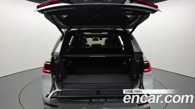 BMW X7, 2023