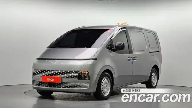Hyundai Staria, 2024