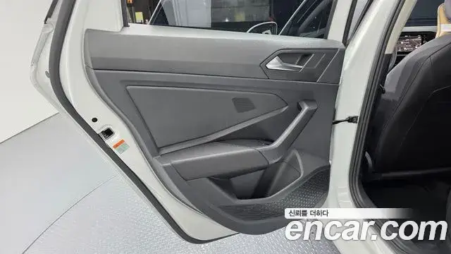 Volkswagen Jetta, 2024