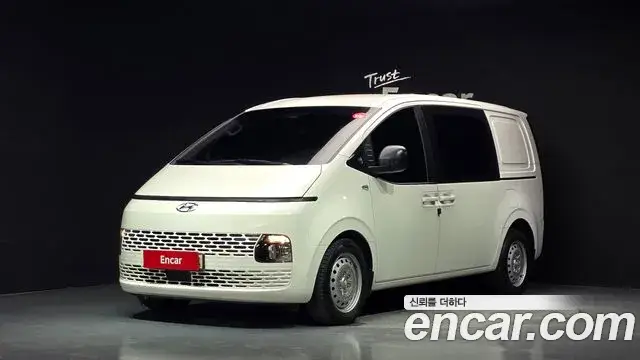 Hyundai Staria, 2022