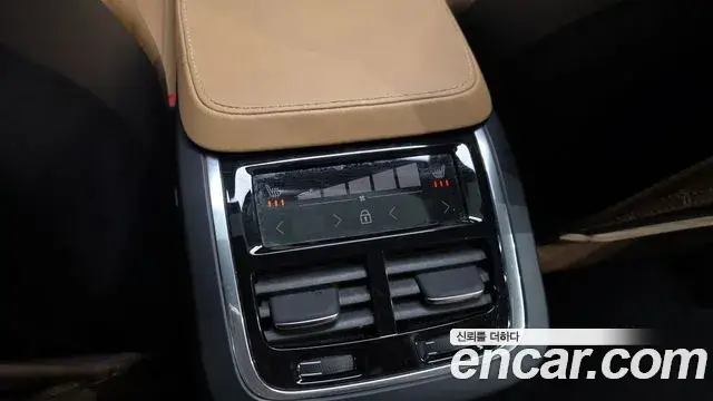Volvo XC90, 2022