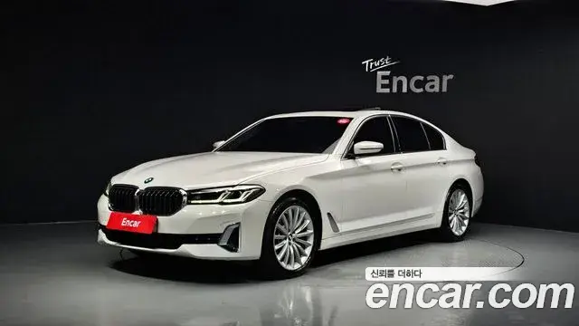 BMW 5 Series, 2022