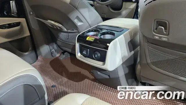 Kia Carnival, 2023