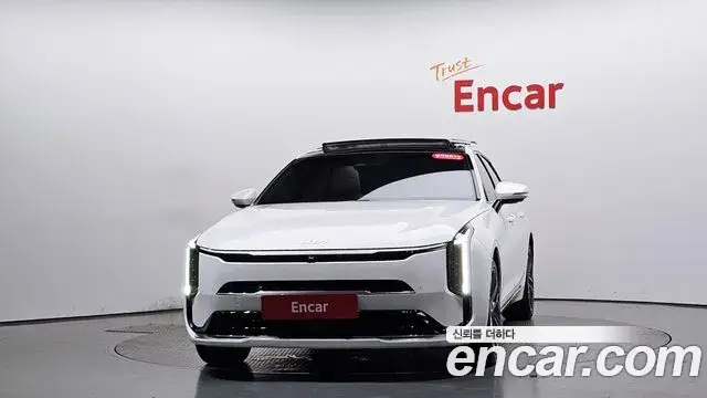 Kia K8, 2025