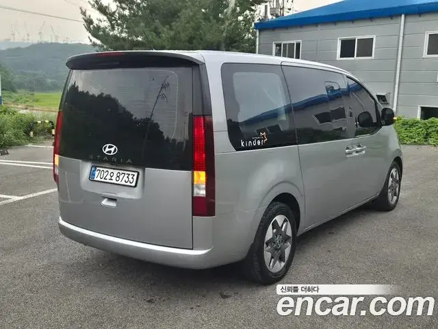 Hyundai Staria, 2025
