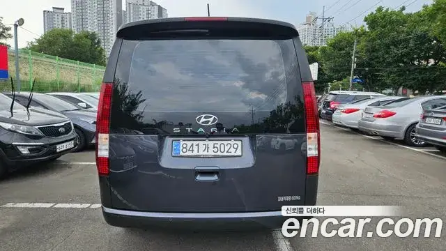 Hyundai Staria, 2022