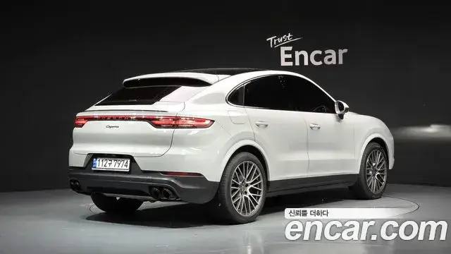 Porsche Cayenne, 2022