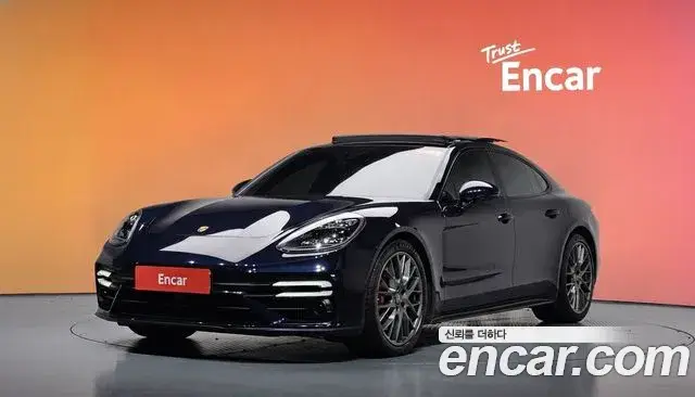 Porsche Panamera, 2021