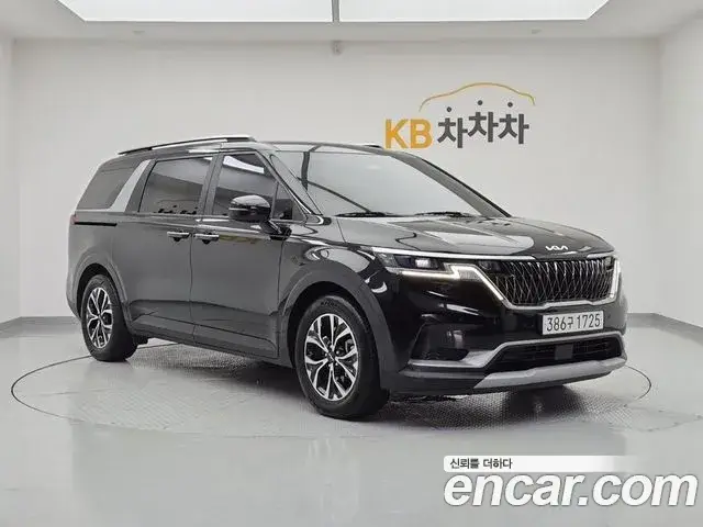 Kia Carnival, 2022