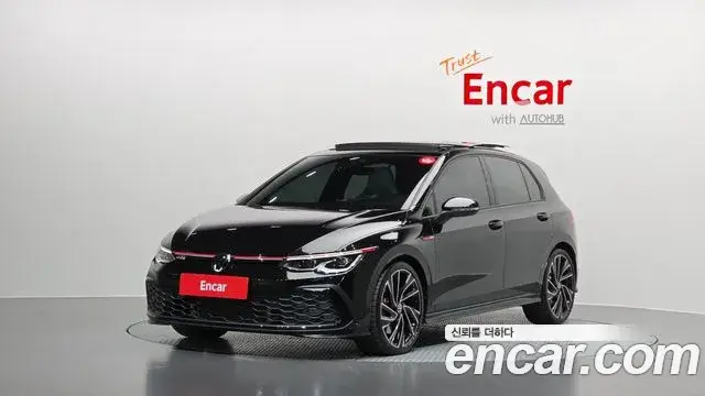 Volkswagen Golf, 2024