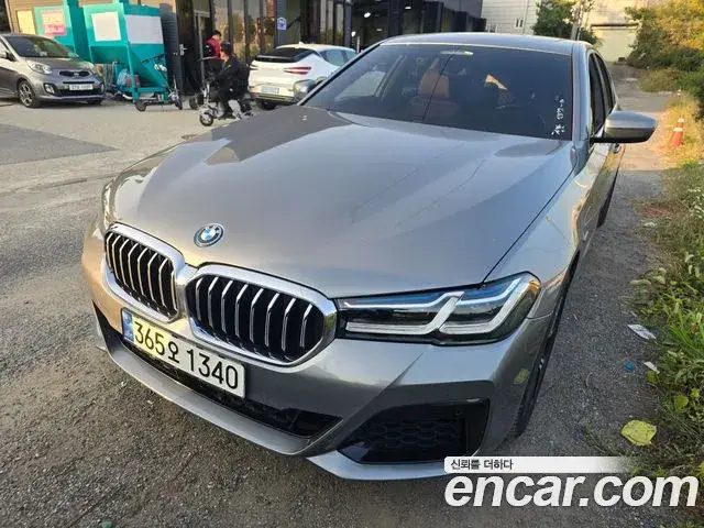 BMW 5 Series, 2022