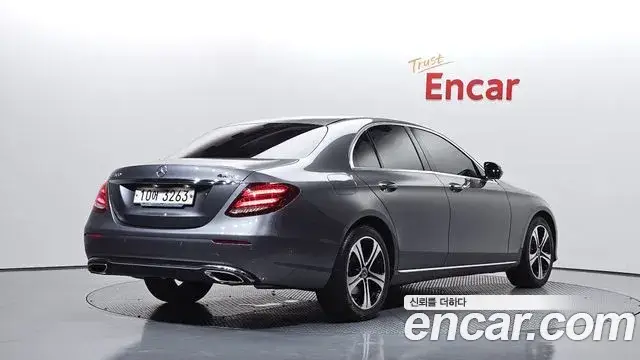 Mercedes-Benz E-Class, 2018