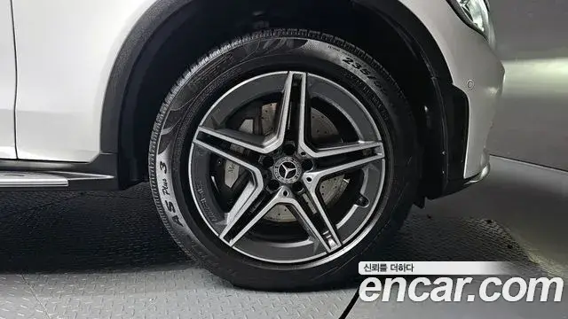Mercedes-Benz GLC-Class, 2021