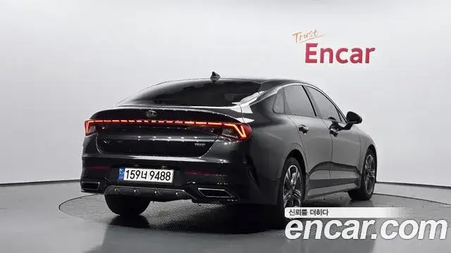Kia K5, 2021