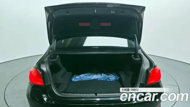BMW 5 Series, 2018