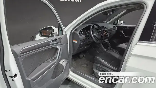 Volkswagen Tiguan, 2020