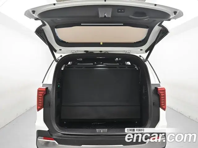 Kia Carnival, 2024