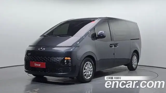 Hyundai Staria, 2022