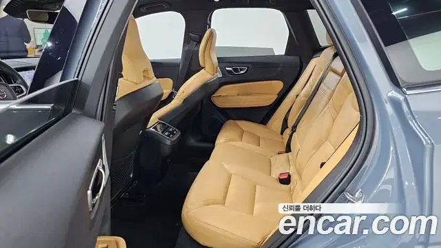 Volvo XC60, 2021