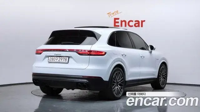 Porsche Cayenne, 2020