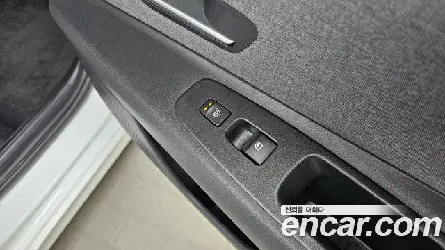 Hyundai The New Avante Hybrid, 2022