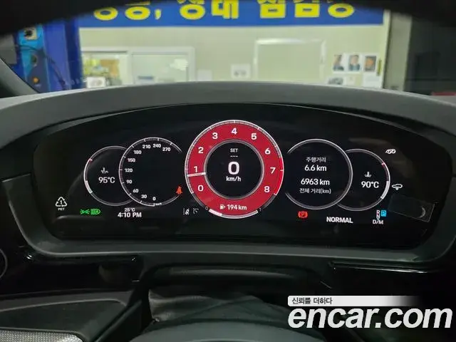 Porsche Cayenne, 2025