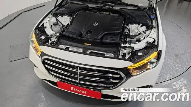 Mercedes-Benz E-Class, 2025