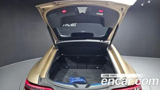 Mercedes-Benz AMG GT, 2023