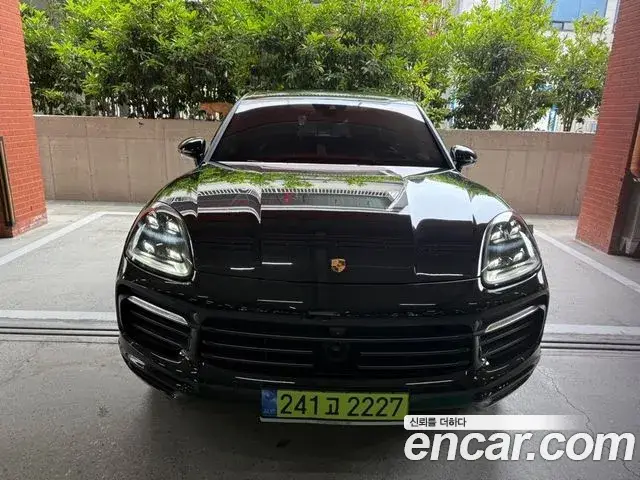 Porsche Cayenne, 2023