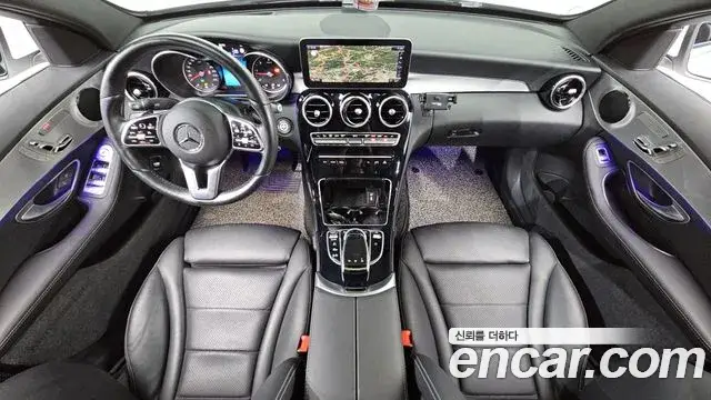 Mercedes-Benz C-Class, 2020
