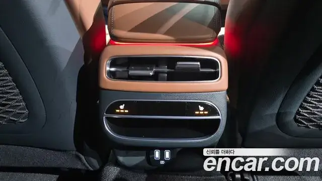 Genesis GV70, 2023