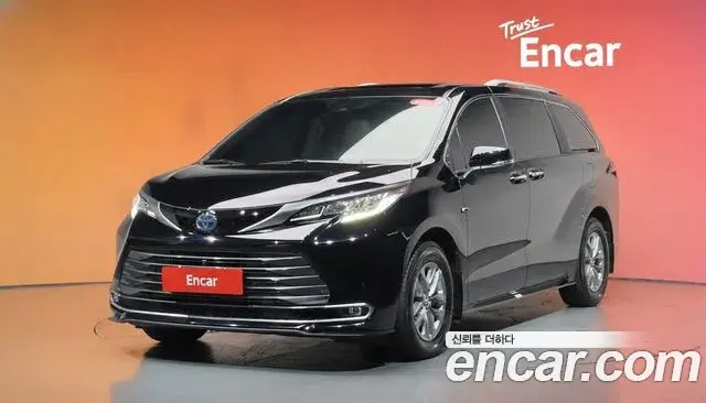 Toyota Sienna, 2024