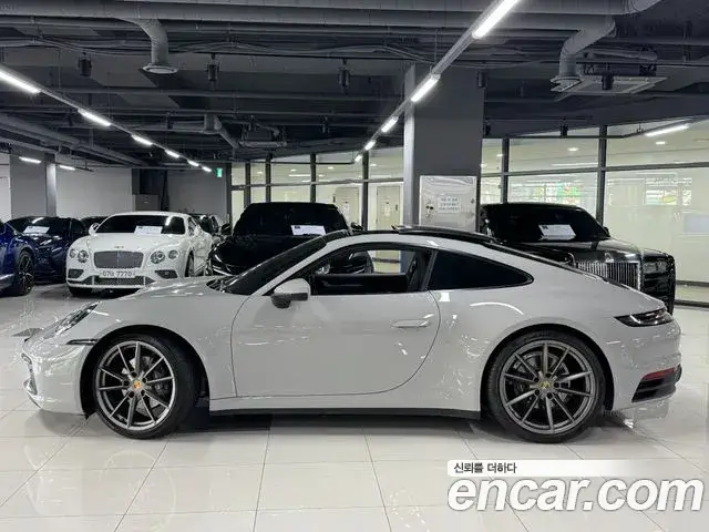 Porsche 911, 2024
