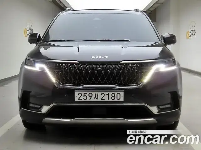 Kia Carnival, 2022
