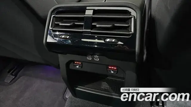 BMW 5 Series, 2024