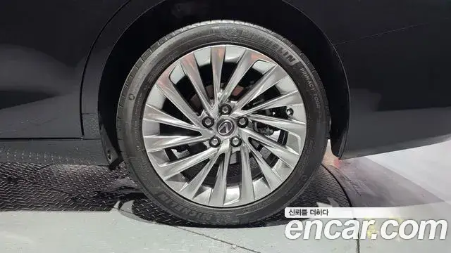 Lexus ES300h, 2026