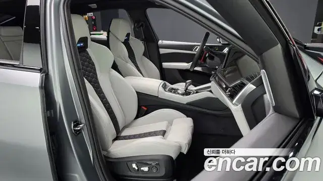 BMW X6M, 2025
