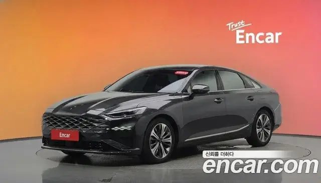 Kia K8, 2022