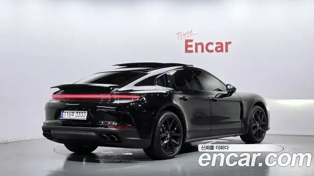 Porsche Panamera, 2024