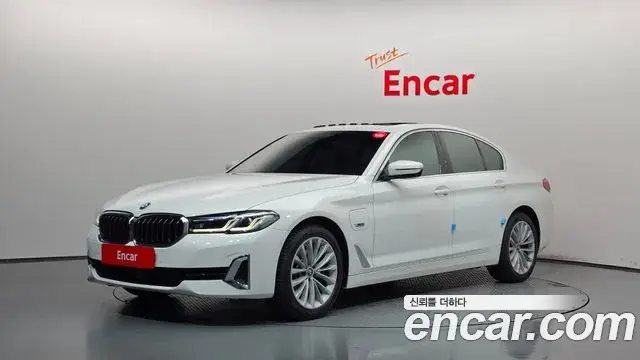 BMW 5 Series, 2022