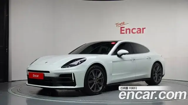 Porsche Panamera, 2024