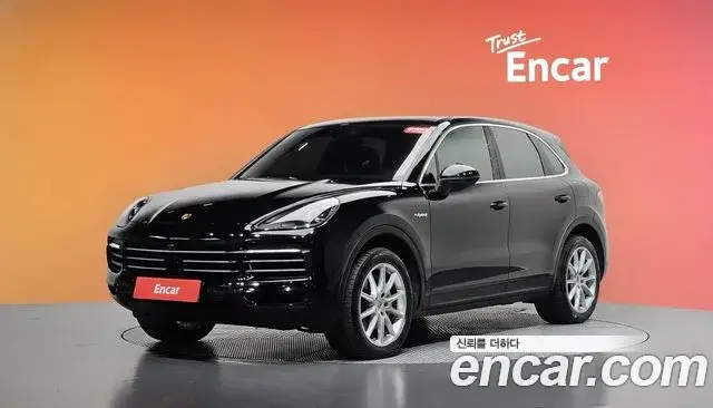 Porsche Cayenne, 2022