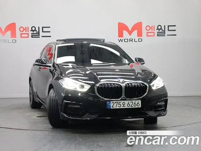 BMW 1 Series, 2022
