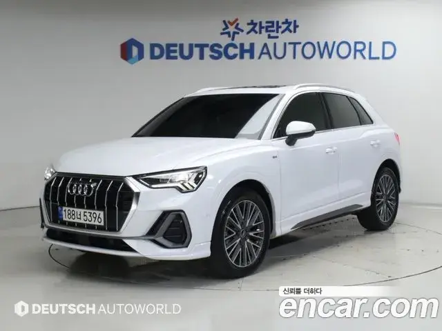 Audi Q3, 2022