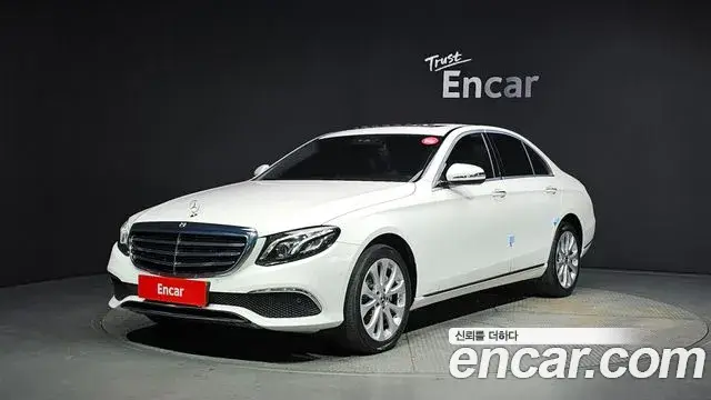 Mercedes-Benz E-Class, 2020