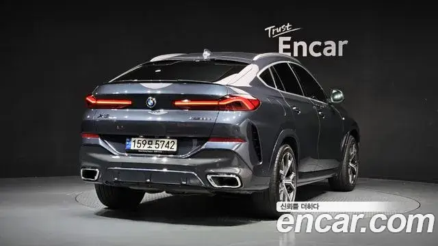BMW X6, 2022