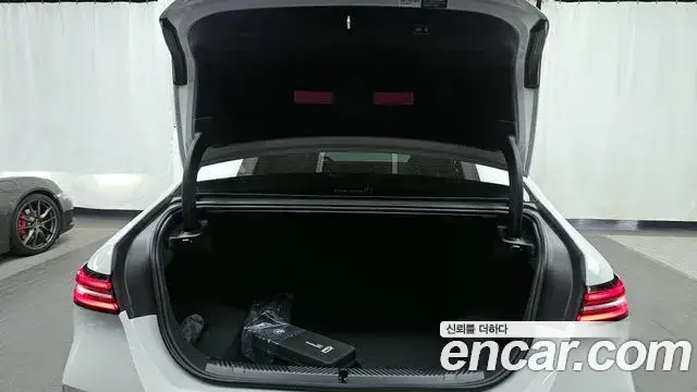 BMW 5 Series, 2025
