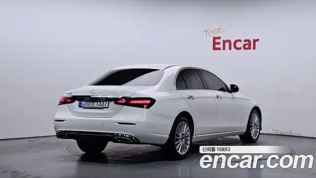 Mercedes-Benz E-Class, 2023
