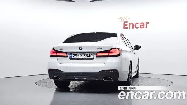 BMW 5 Series, 2022