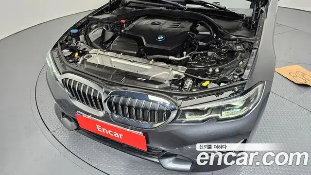 BMW 3 Series, 2021